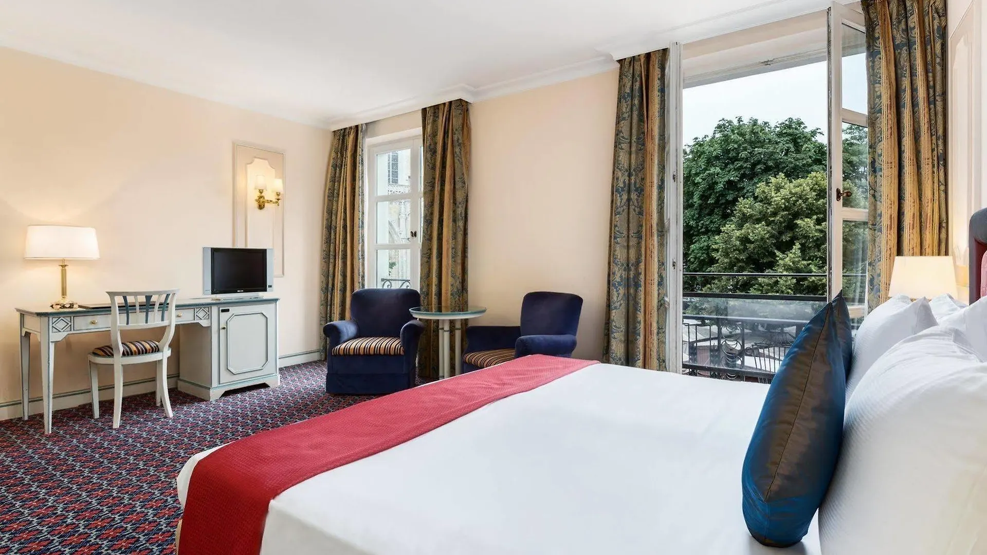 Nh Collection Brussels Grand Sablon Hotel 4*,